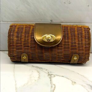 Elegant Brown wicker  Clutch